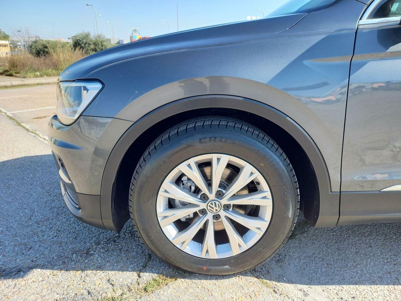 Foto Volkswagen Tiguan 9
