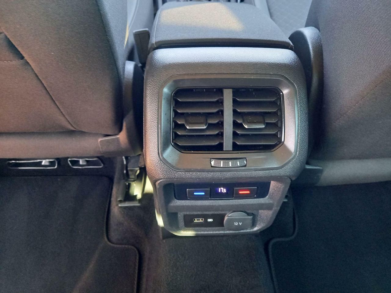 Foto Volkswagen Tiguan 26