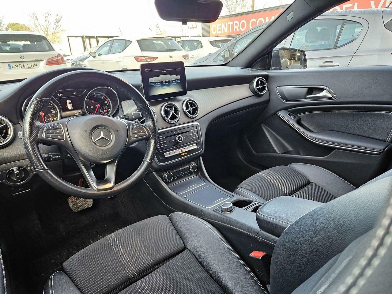 Foto Mercedes-Benz Clase CLA 6