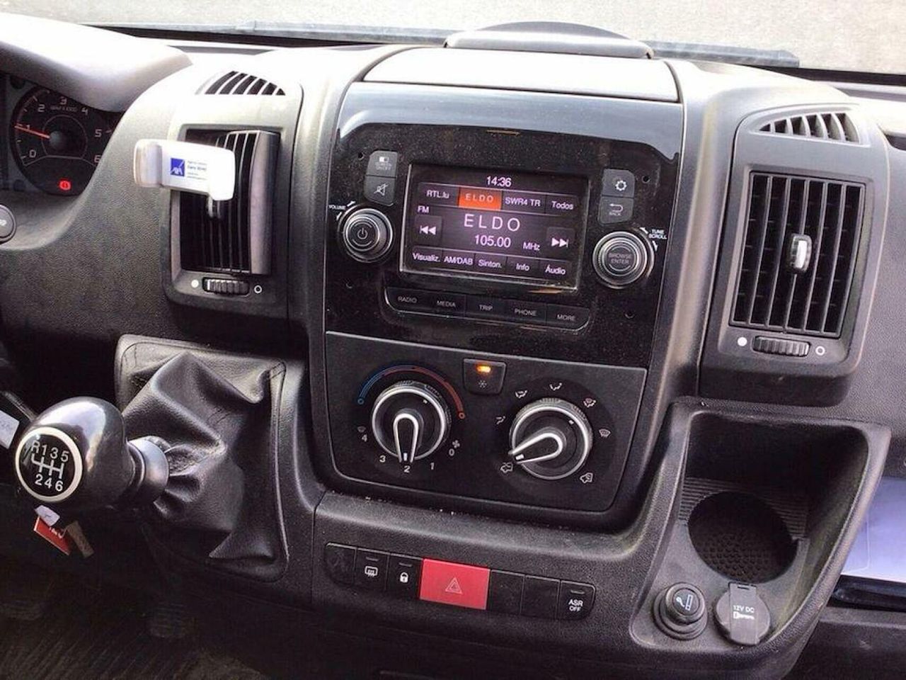 Foto Peugeot Boxer 12