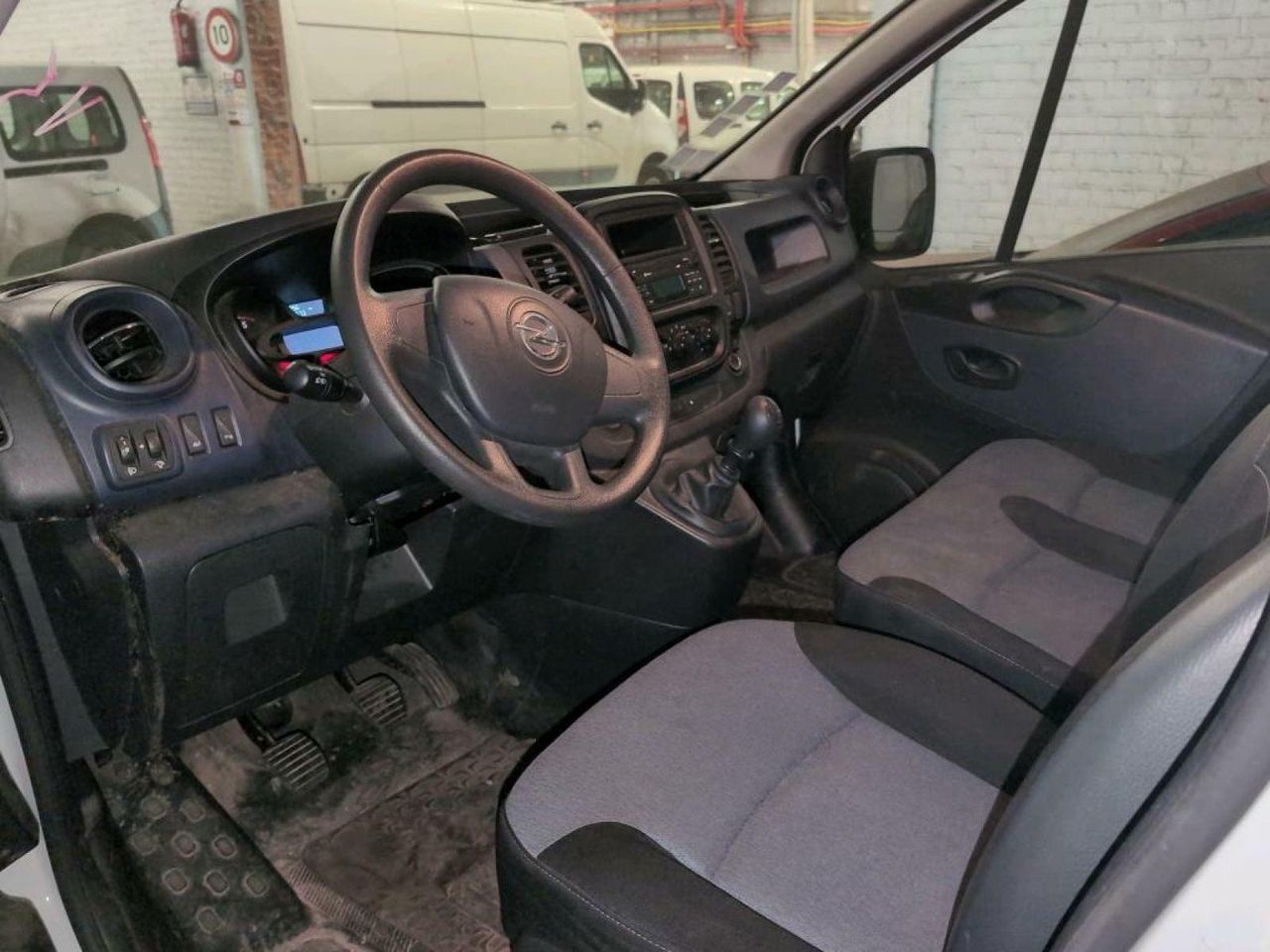 Foto Opel Vivaro 3