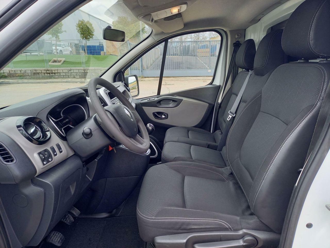 Foto Renault Trafic 10