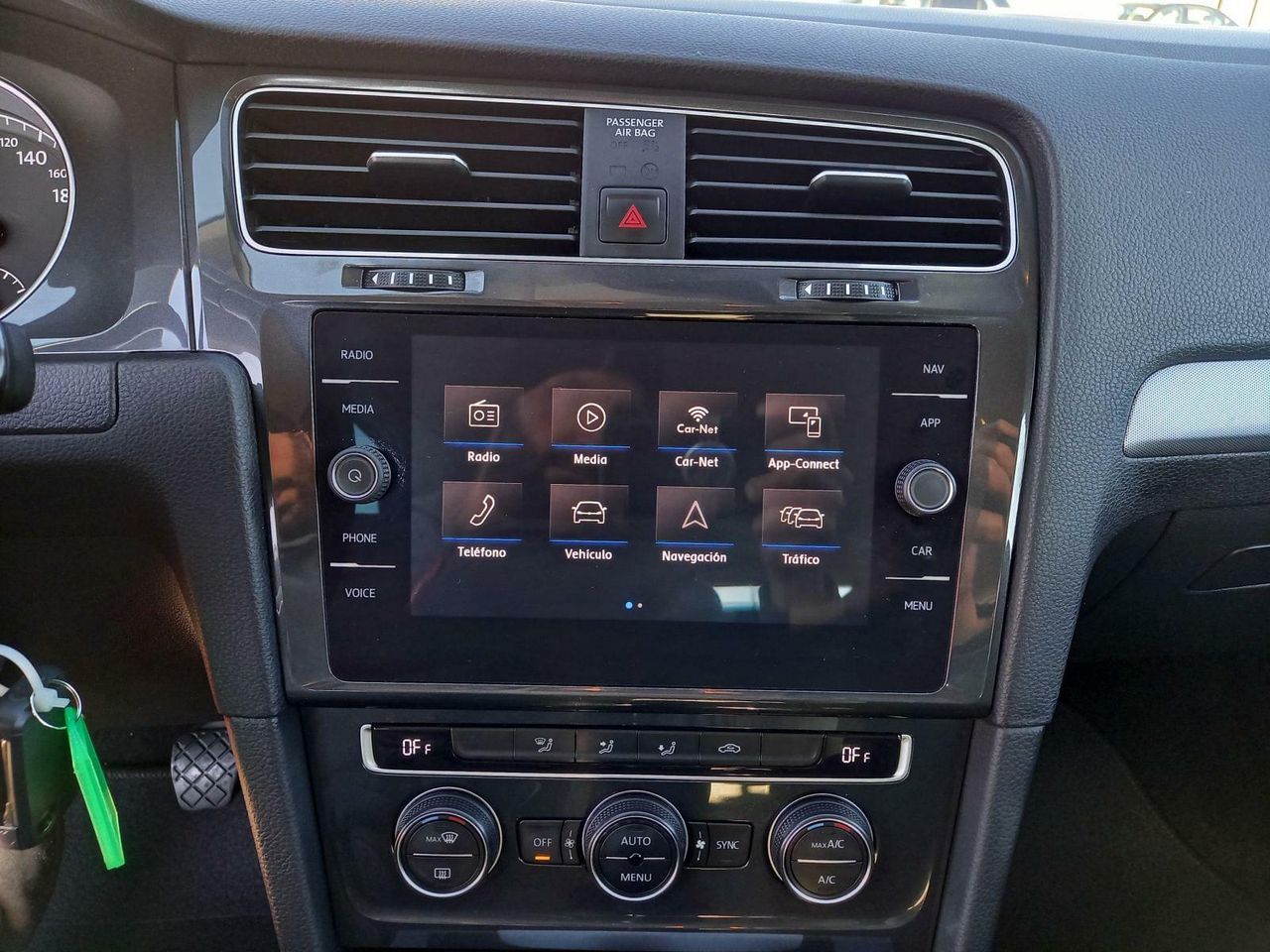 Foto Volkswagen Golf 23
