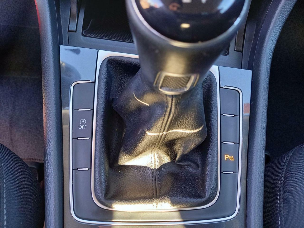 Foto Volkswagen Golf 26