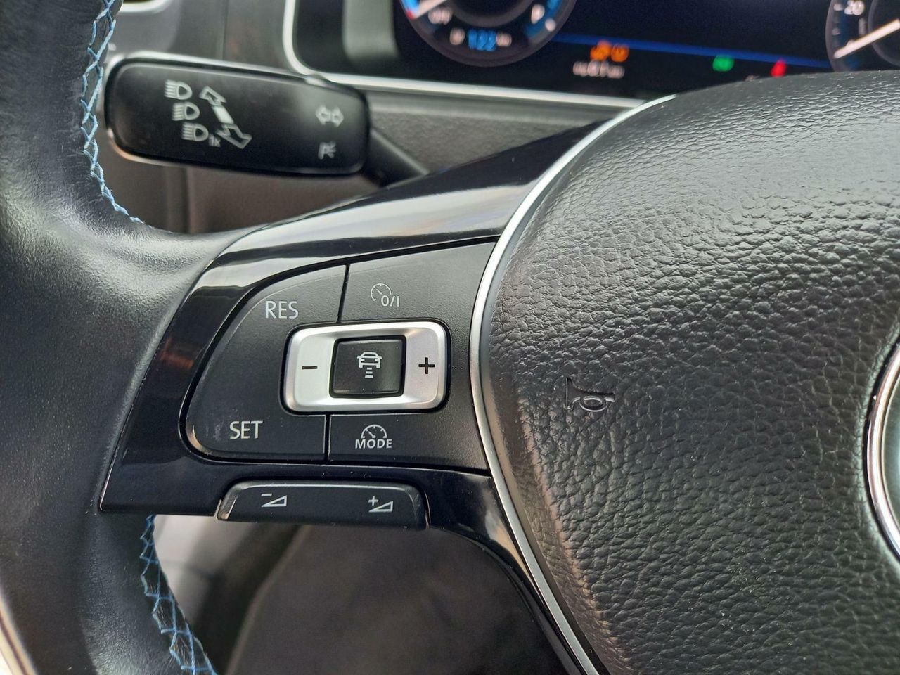 Foto Volkswagen Golf 14