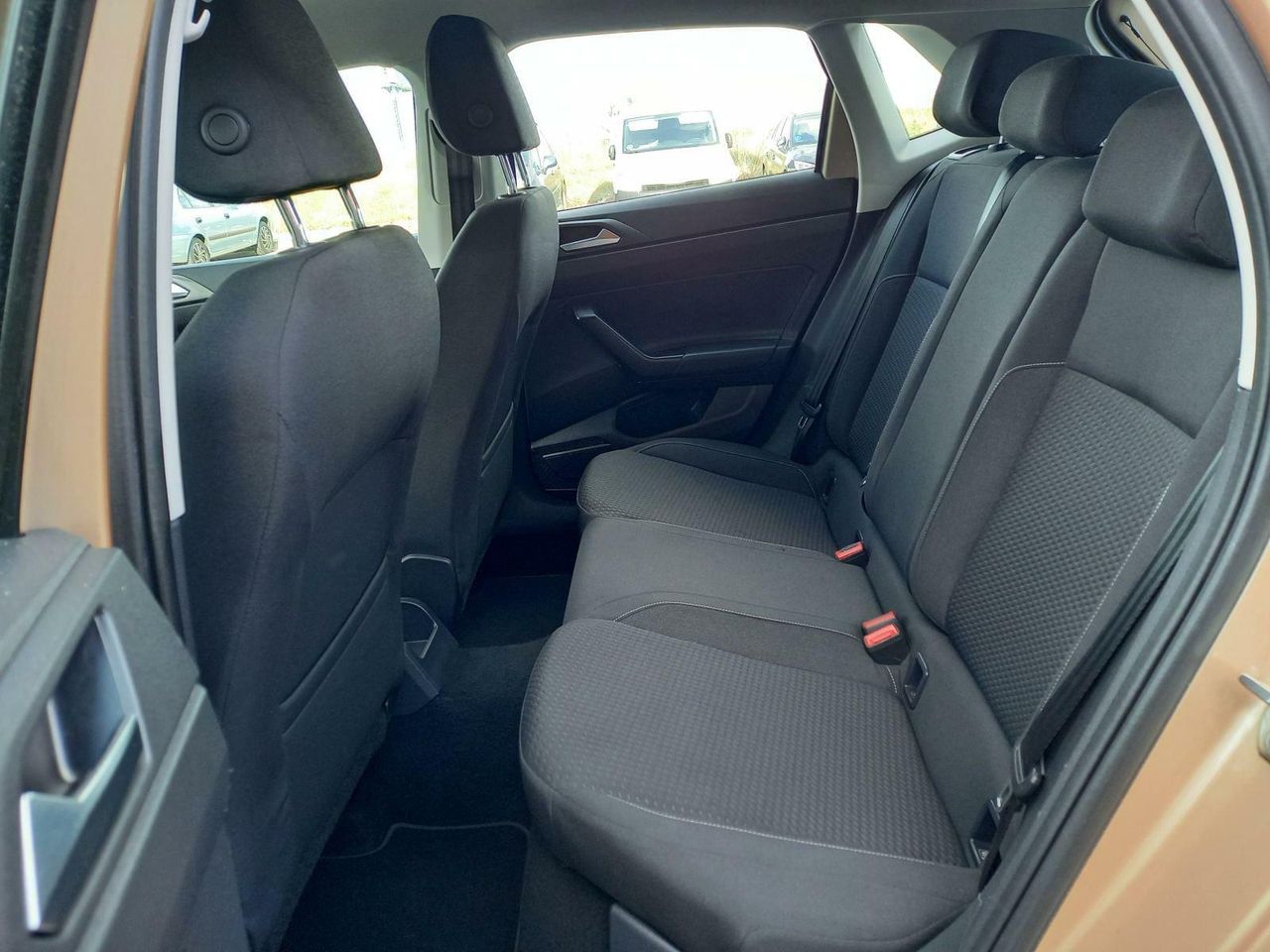 Foto Volkswagen Polo 24