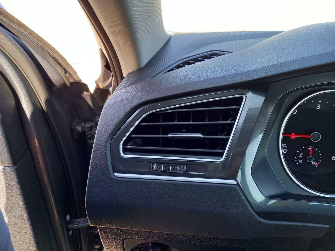 Foto Volkswagen Tiguan 14