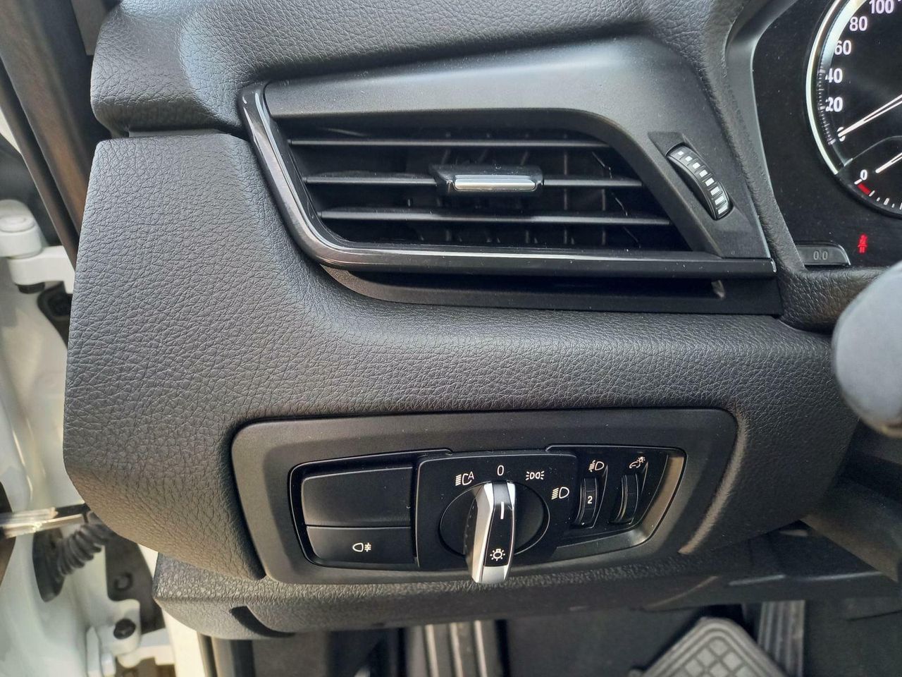 Foto BMW Serie 2 Active Tourer 13