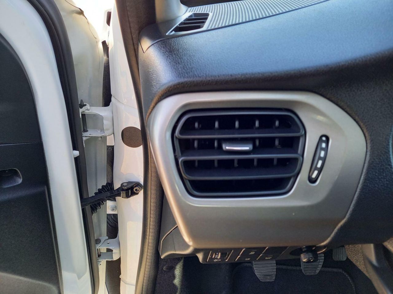Foto Citroën C-Elysèe 12