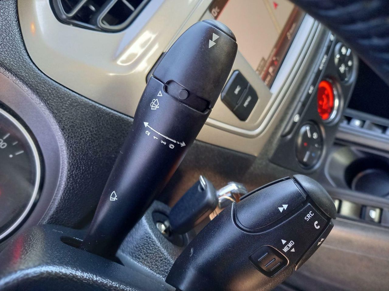 Foto Citroën C-Elysèe 16