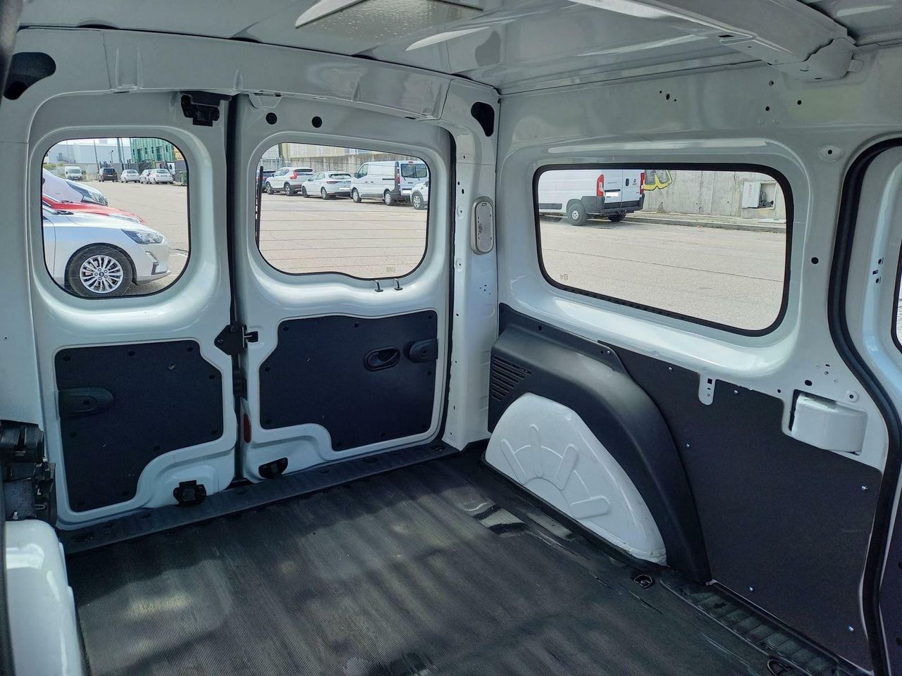 Foto Renault Kangoo 25