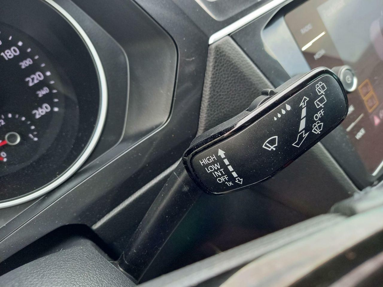 Foto Volkswagen Tiguan 18