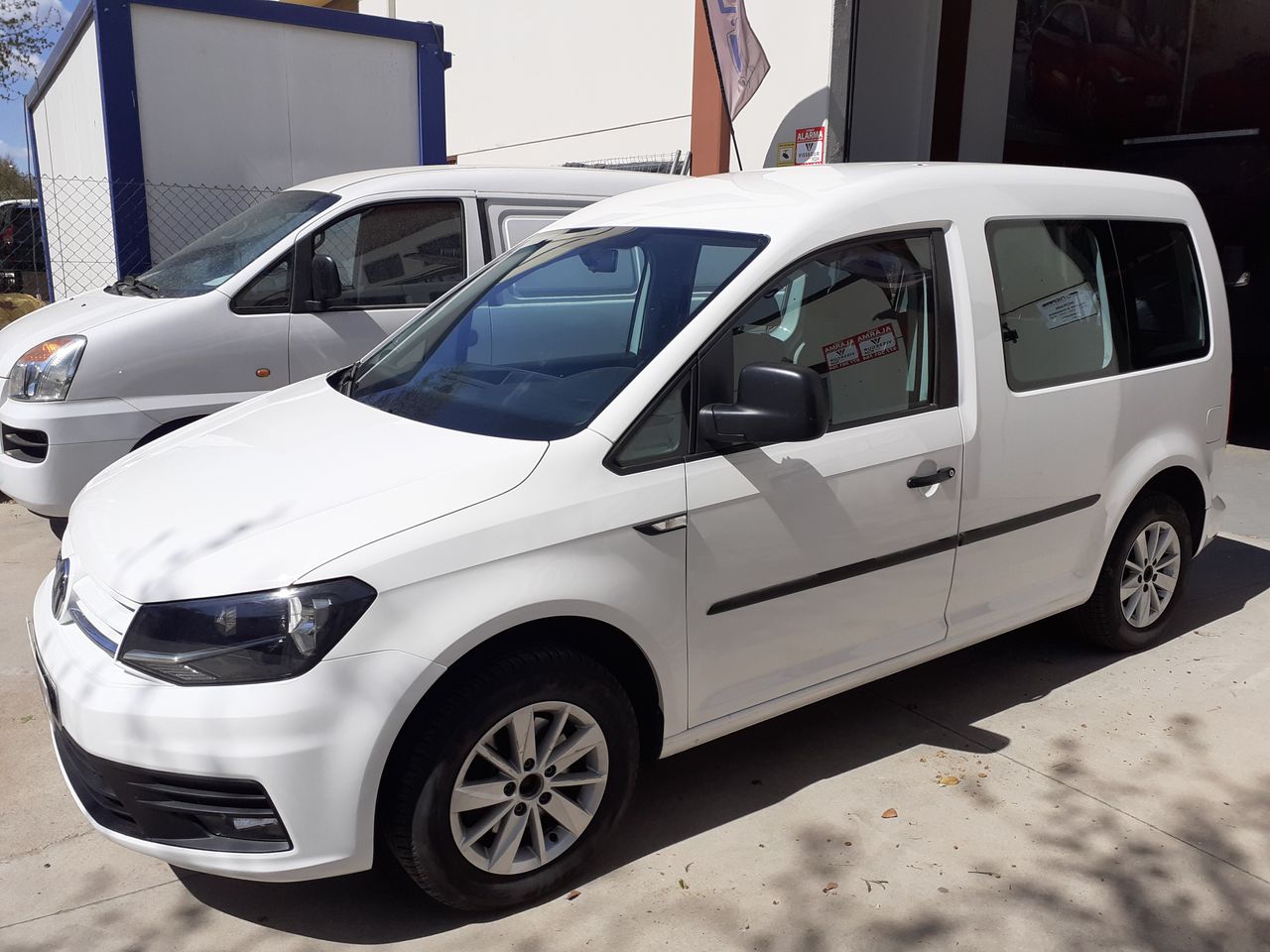 Foto Volkswagen Caddy 1