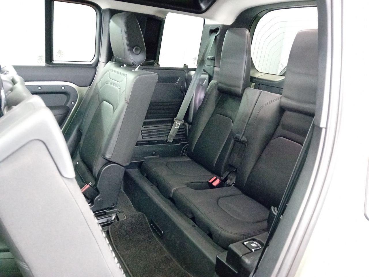 Foto Land-Rover Defender 16