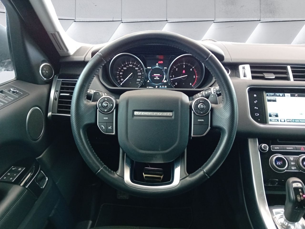 Foto Land-Rover Range Rover Sport 11