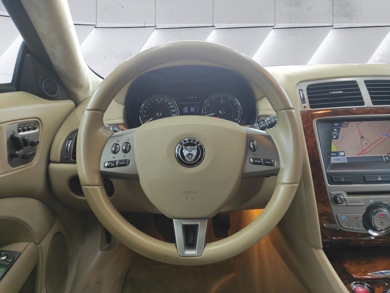 Foto Jaguar XK 11