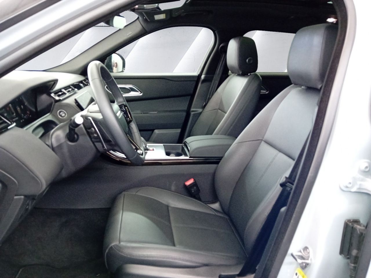 Foto Land-Rover Range Rover Velar 13