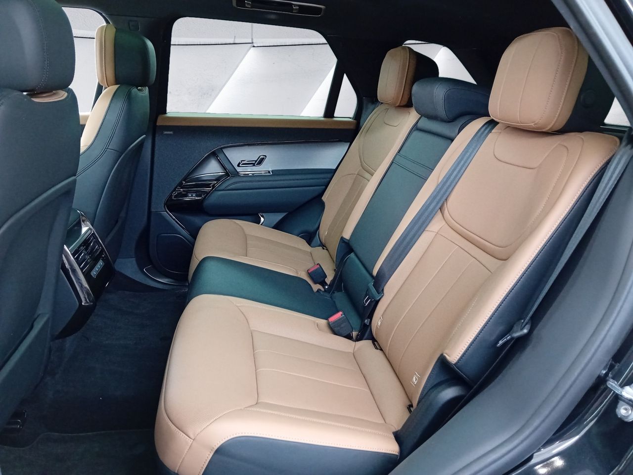Foto Land-Rover Range Rover Sport 15