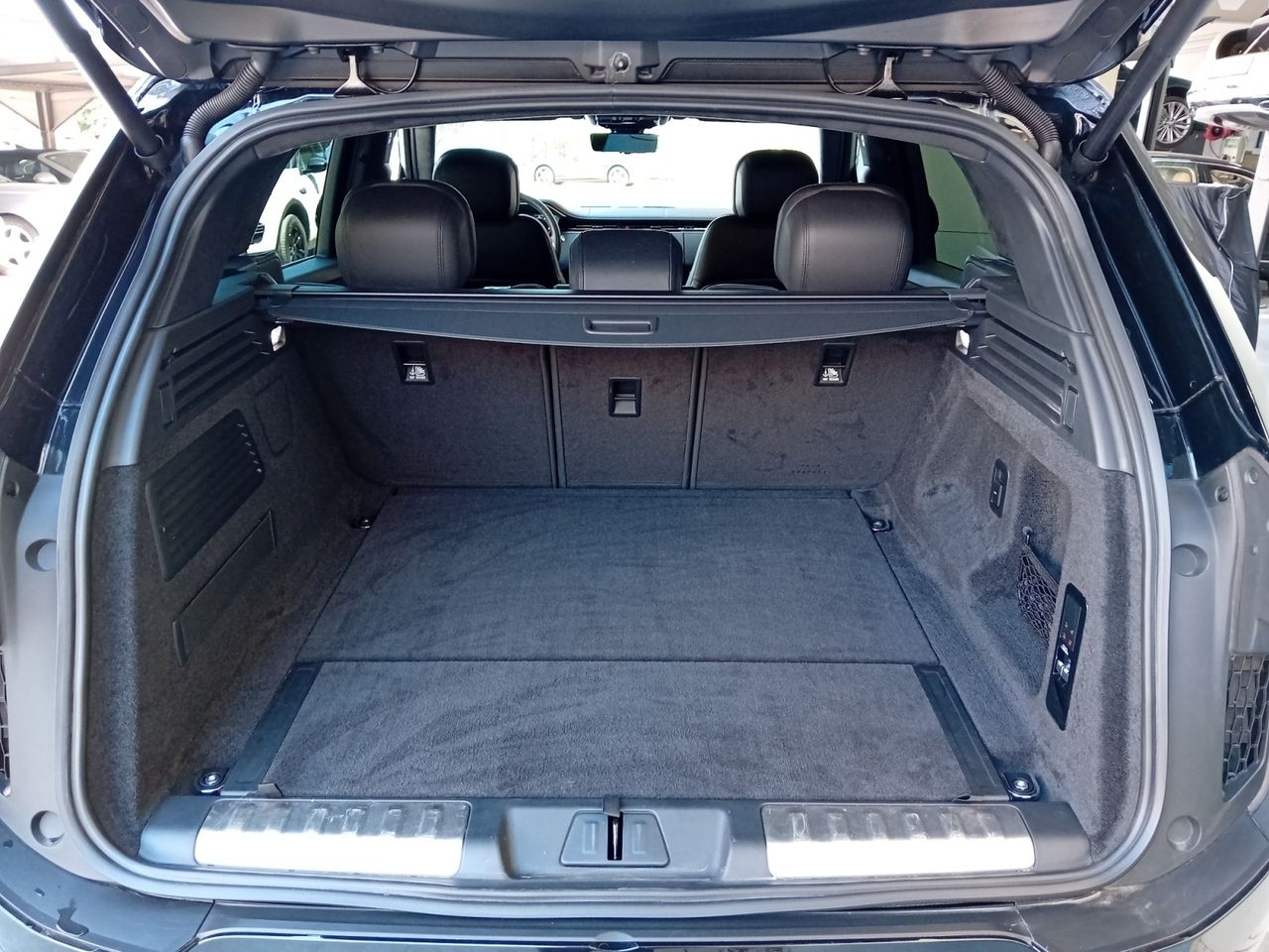 Foto Land-Rover Range Rover Sport 16
