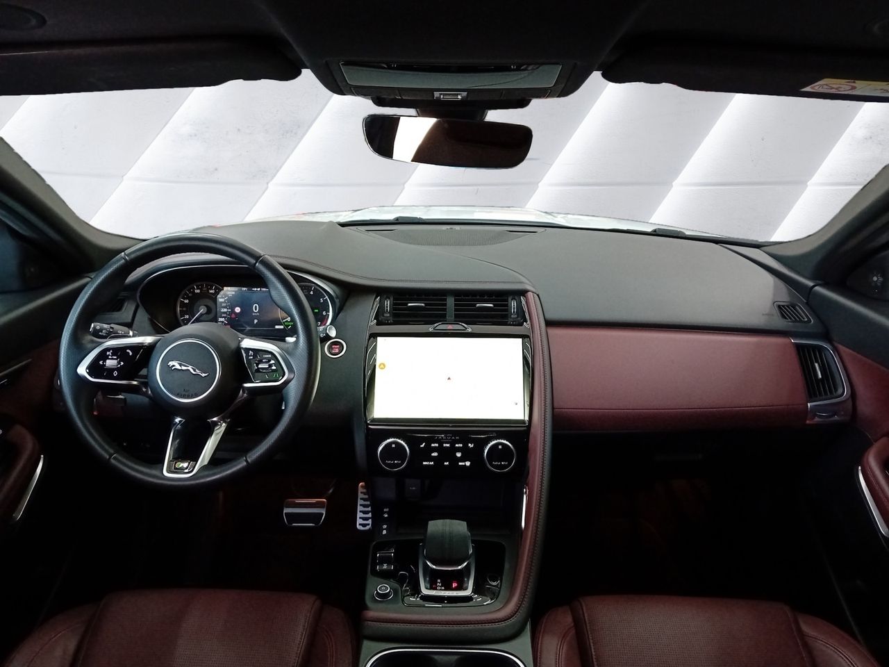 Foto Jaguar E-Pace 12