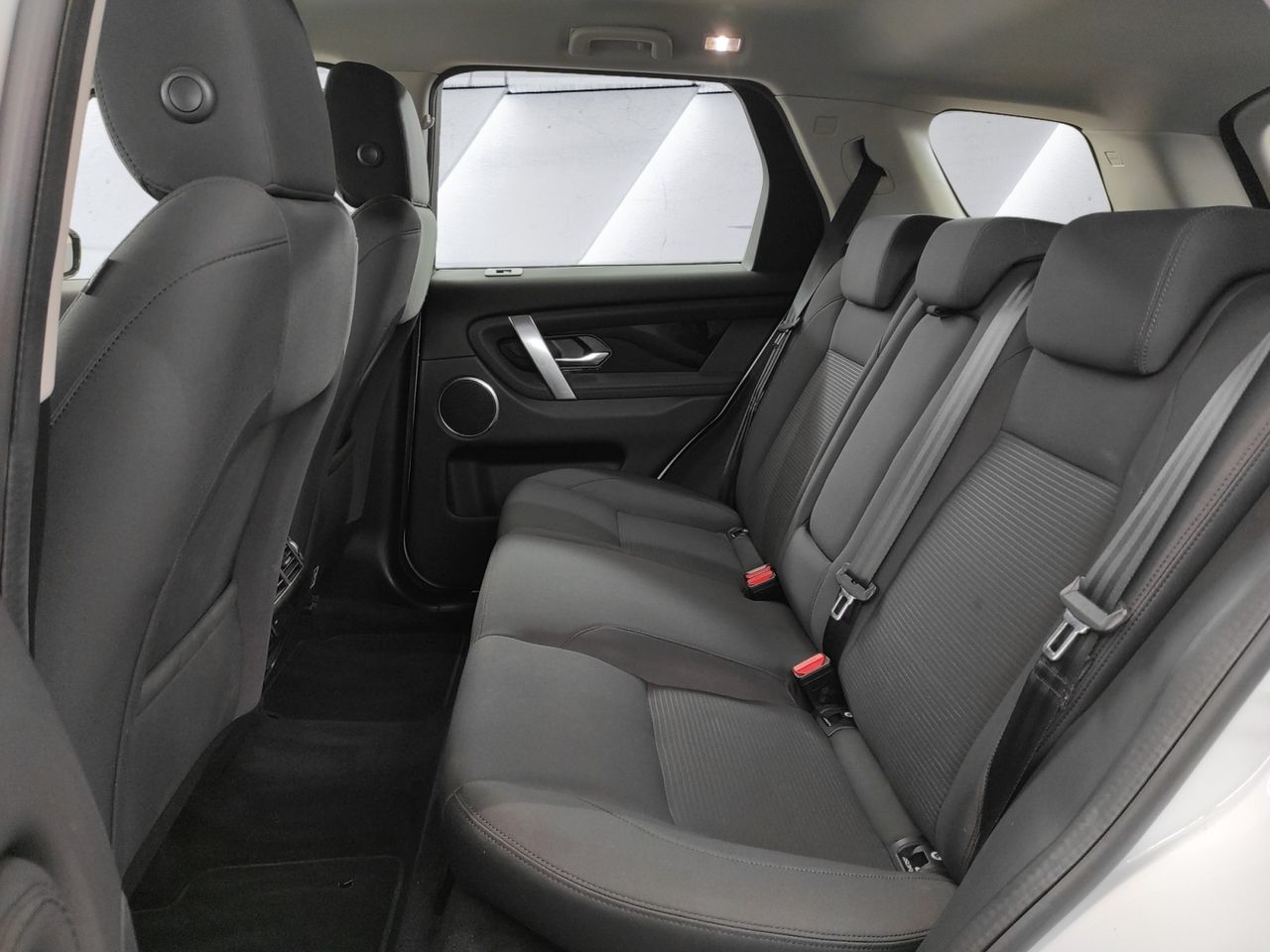 Foto Land-Rover Discovery Sport 14