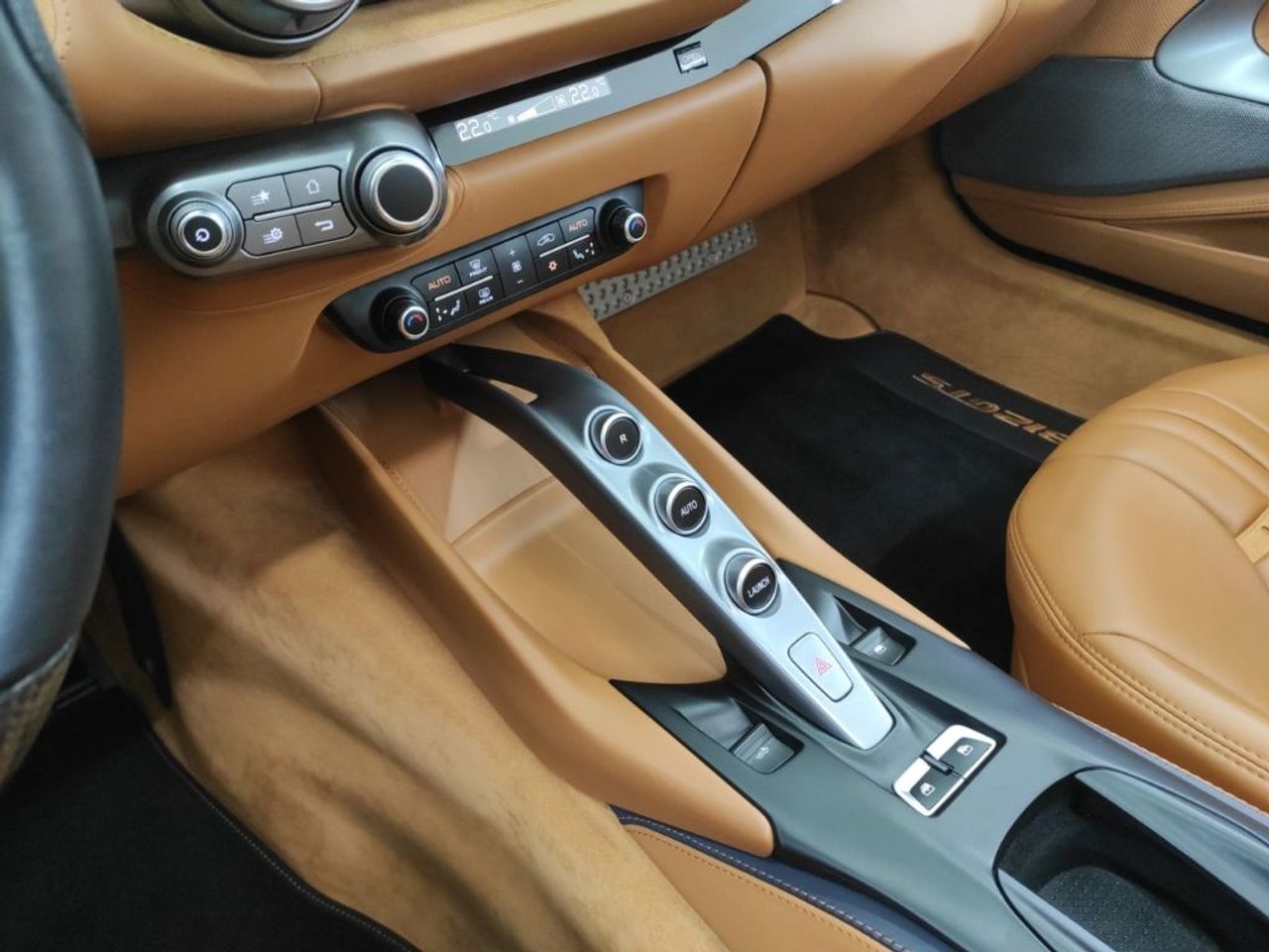 Foto Ferrari 812 14