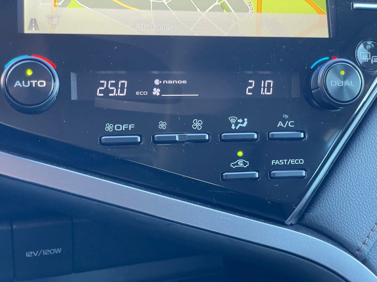 Foto Toyota Camry 32