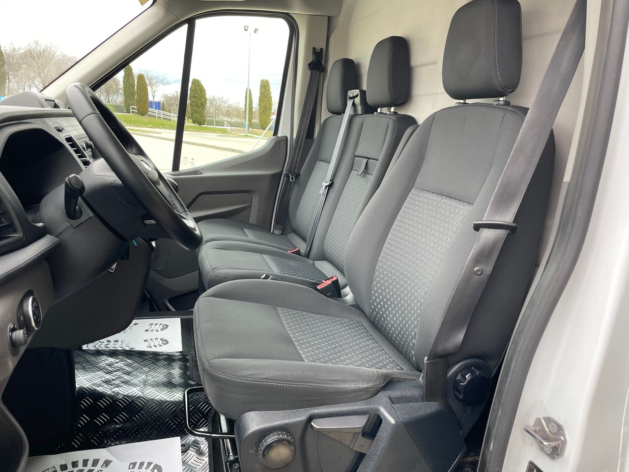 Foto Ford Transit 9