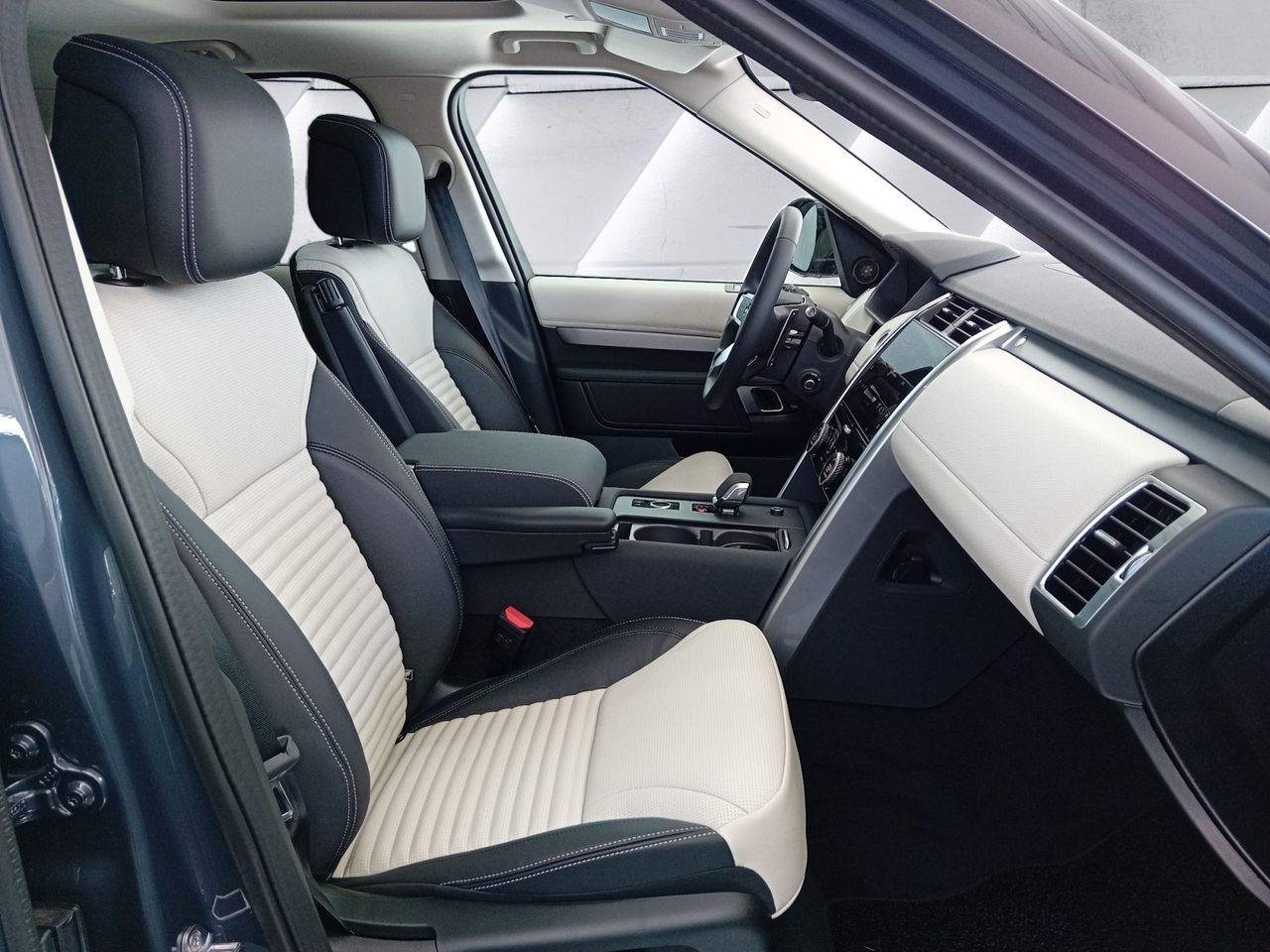 Foto Land-Rover Discovery 14