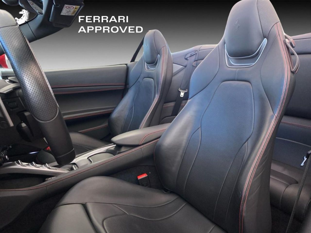 Foto Ferrari Portofino 10