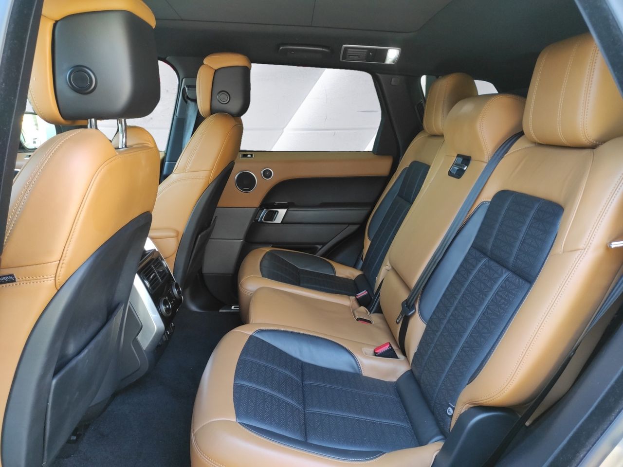 Foto Land-Rover Range Rover Sport 15