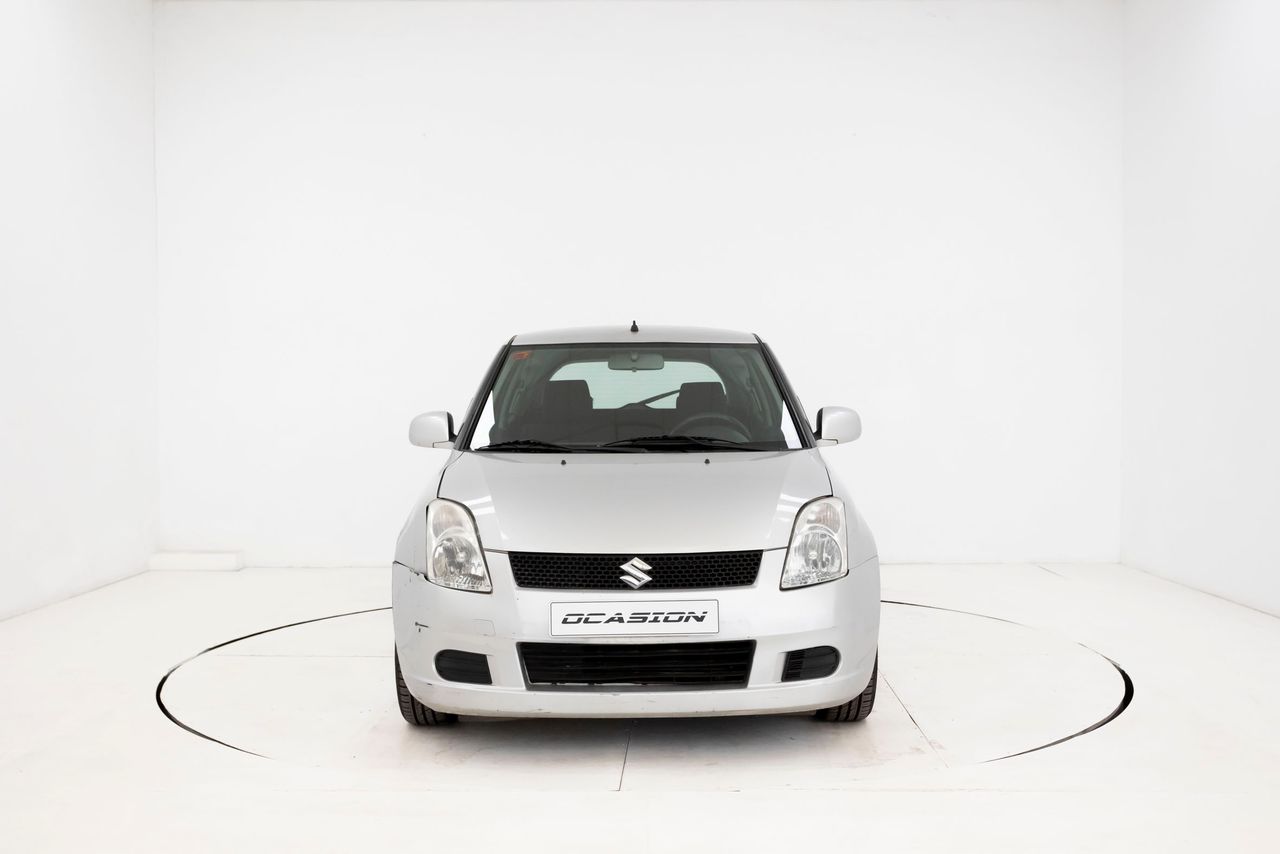 Foto Suzuki Swift 25