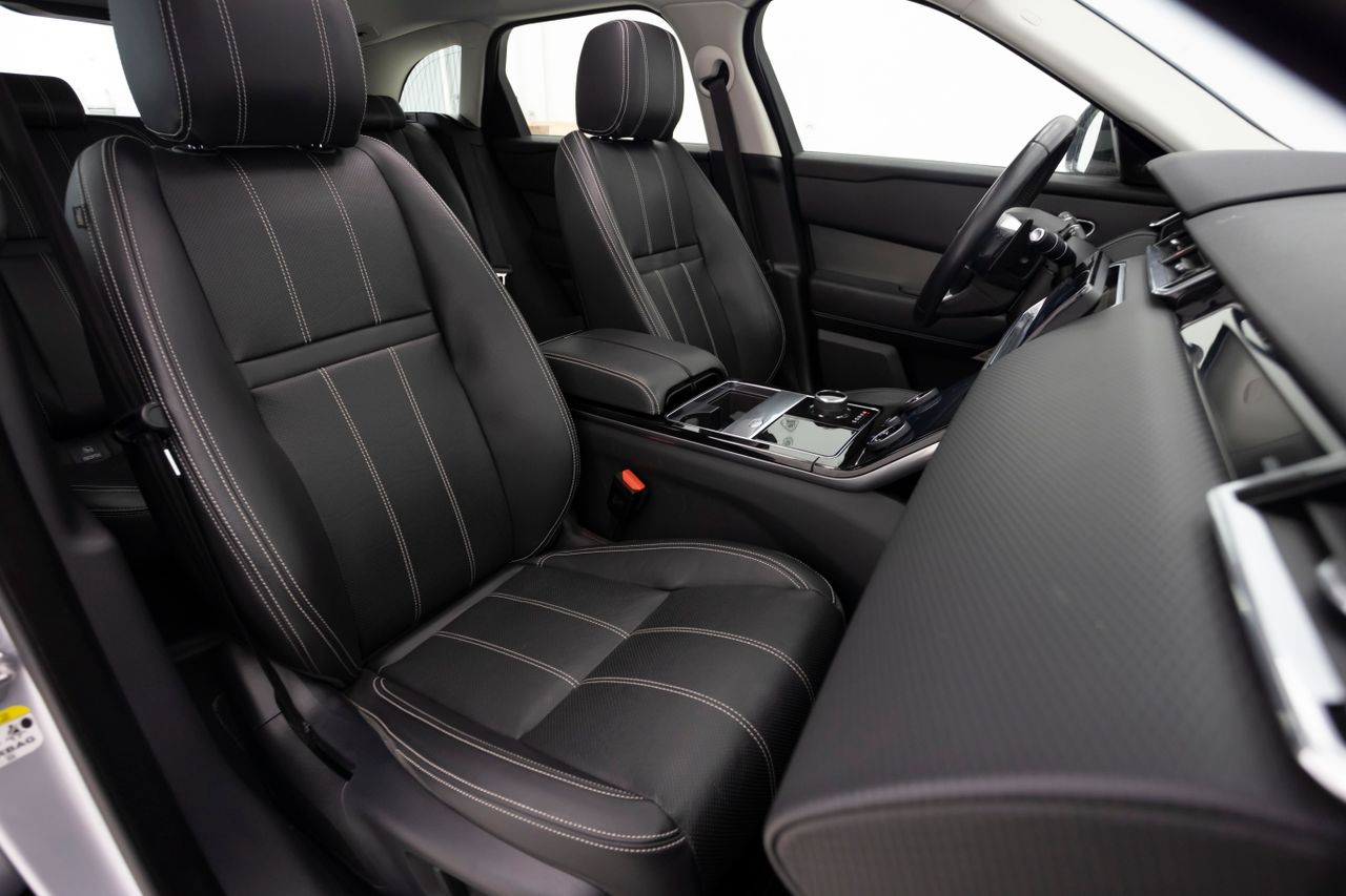 Foto Land-Rover Range Rover Velar 21