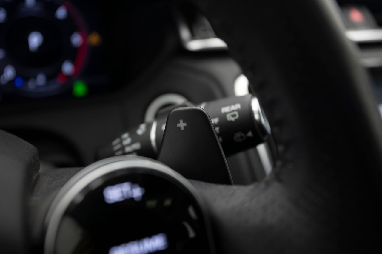 Foto Land-Rover Range Rover Velar 29