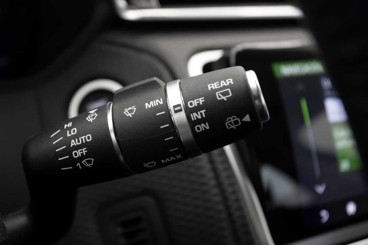 Foto Land-Rover Range Rover Velar 30