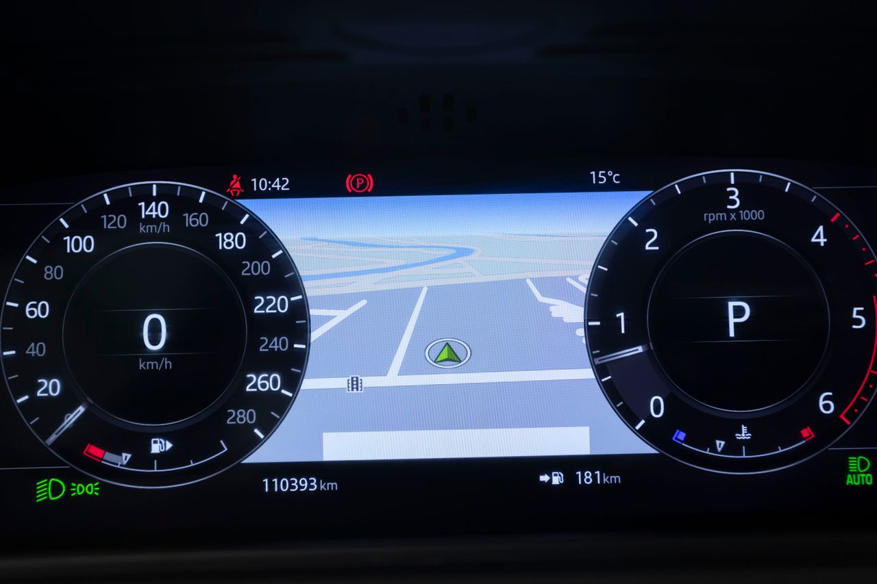 Foto Land-Rover Range Rover Velar 32