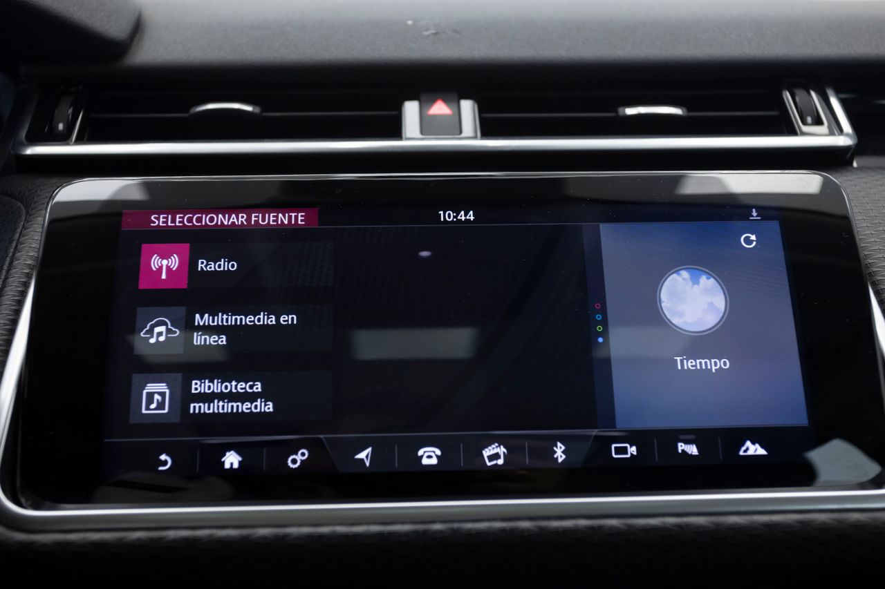 Foto Land-Rover Range Rover Velar 35