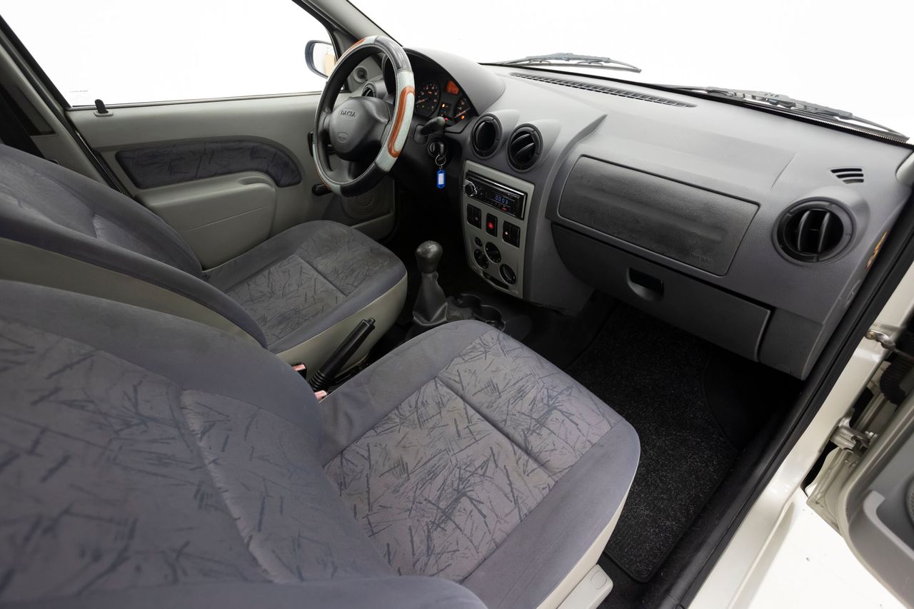 Foto Dacia Logan 15