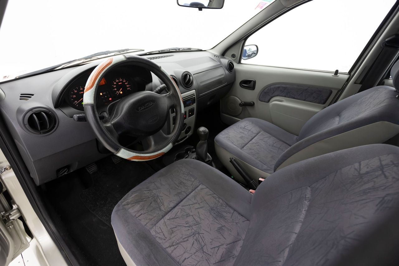 Foto Dacia Logan 20