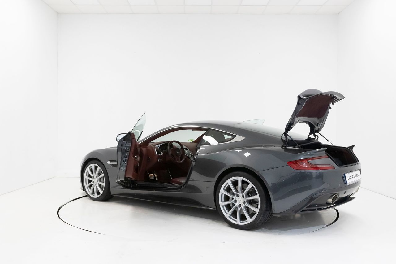 Foto Aston martin Vanquish 22