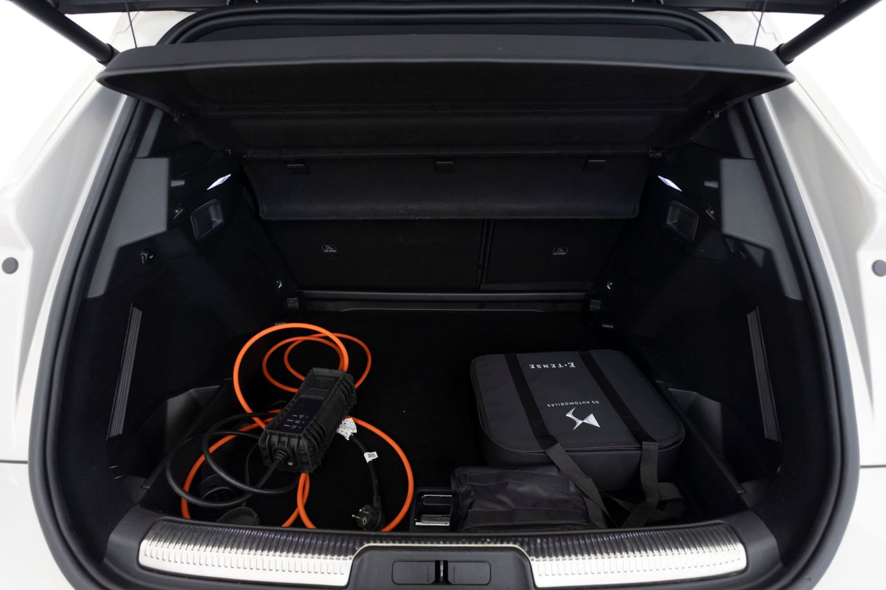Foto DS Automobiles DS 7 10