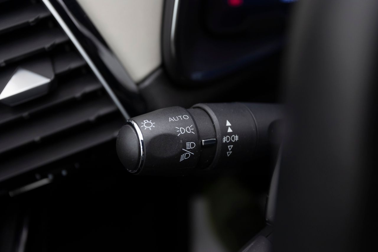 Foto DS Automobiles DS 7 35