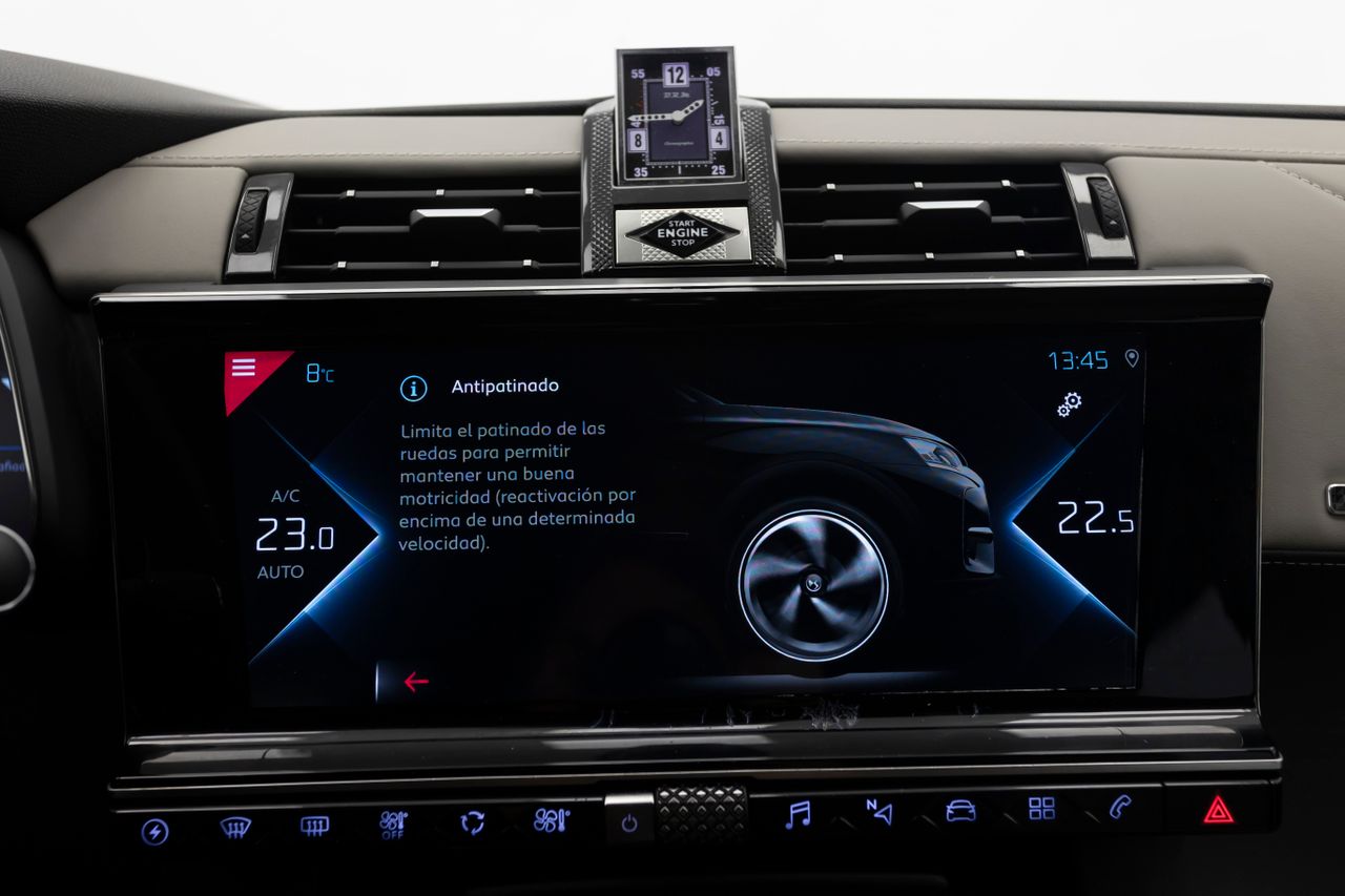 Foto DS Automobiles DS 7 46