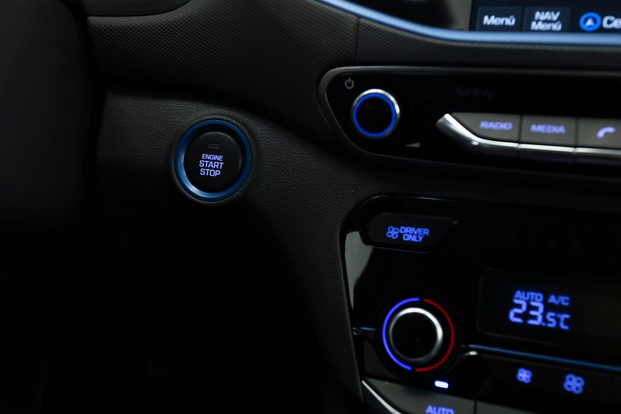 Foto Hyundai IONIQ 22