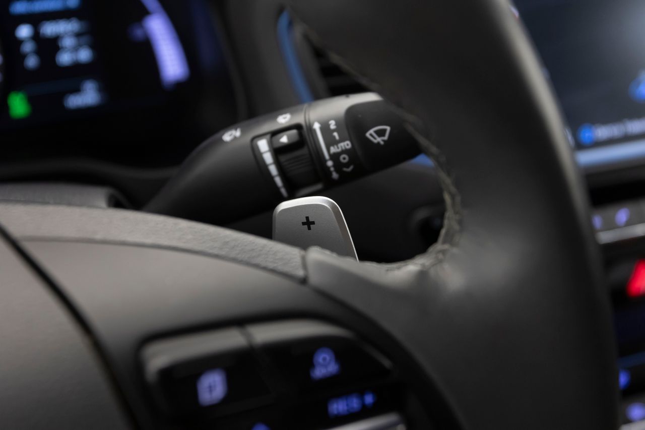 Foto Hyundai IONIQ 33