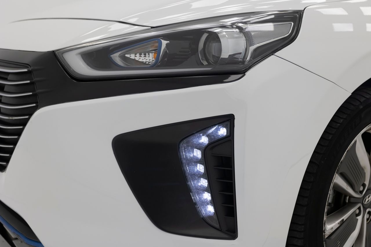 Foto Hyundai IONIQ 43