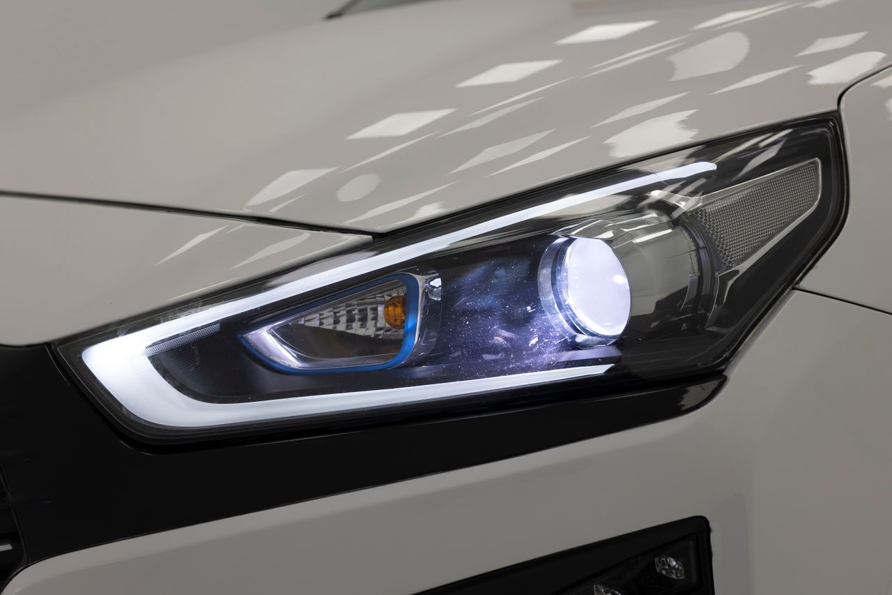 Foto Hyundai IONIQ 44