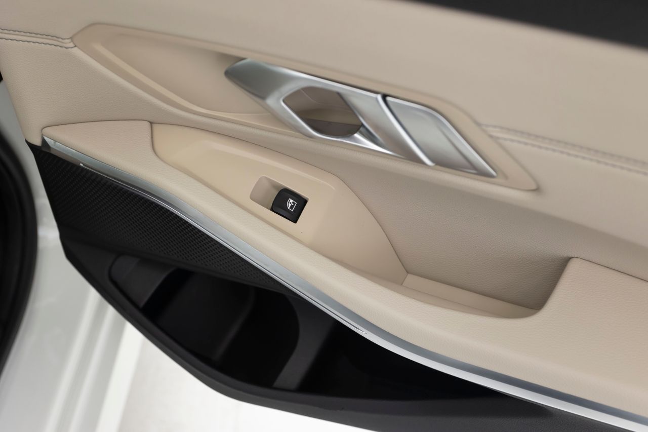 Foto BMW Serie 3 14