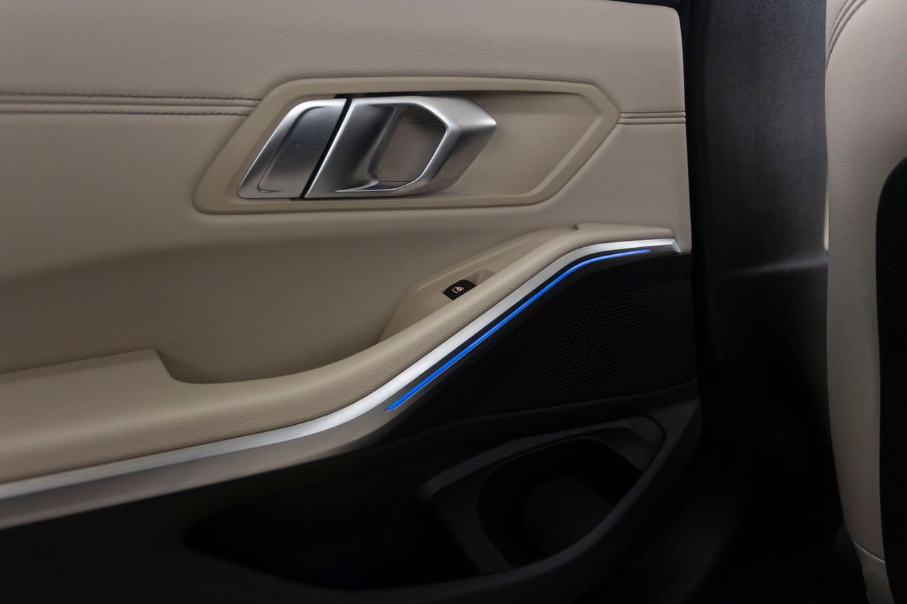 Foto BMW Serie 3 17