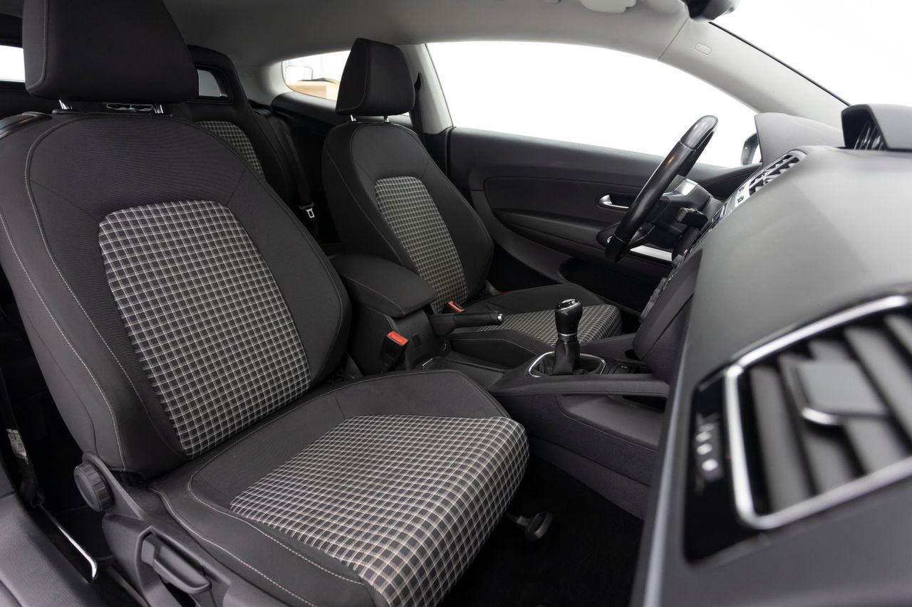 Foto Volkswagen Scirocco 9